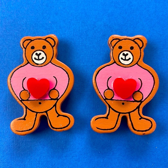 Hand Crafted Vintage 70s-80s Teddy Bear Heart Refrigerator Magnets - Picture 1 of 7